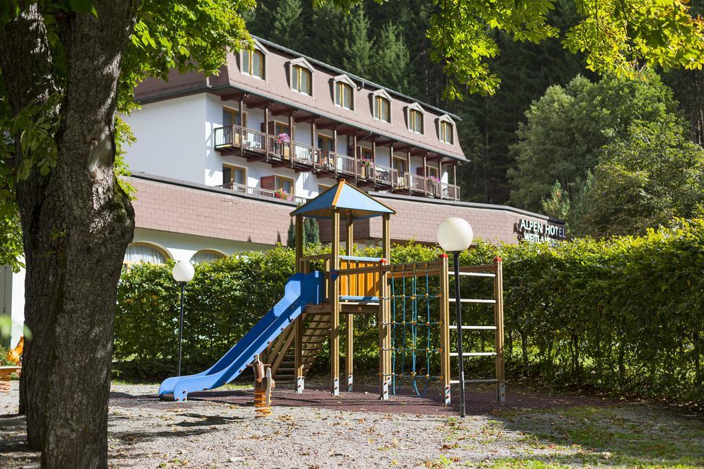Alpenhotel Weitlanbrunn 4*